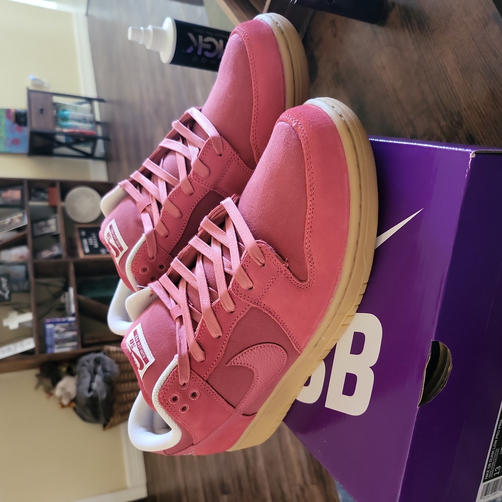 Nike Dunk SB "Adobe"